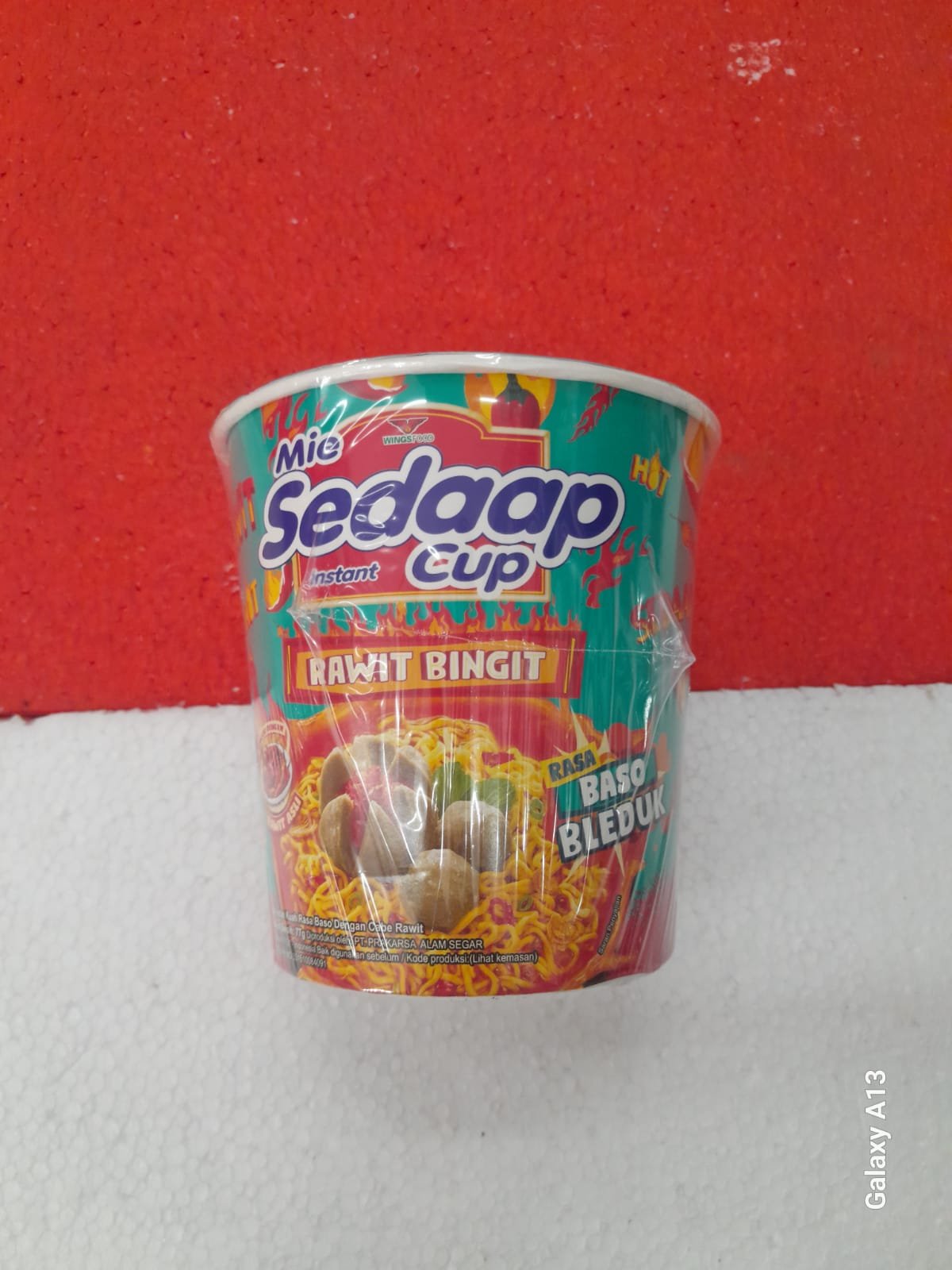 SEDAP MIE CUP RAWIT BINGIT BASO BLEDUK