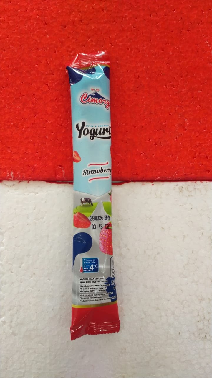 CIMORY YOGURT STRAWBERY STICK-40G
