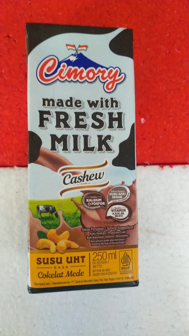 CIMORY SUSU UHT CASHEW-250ML