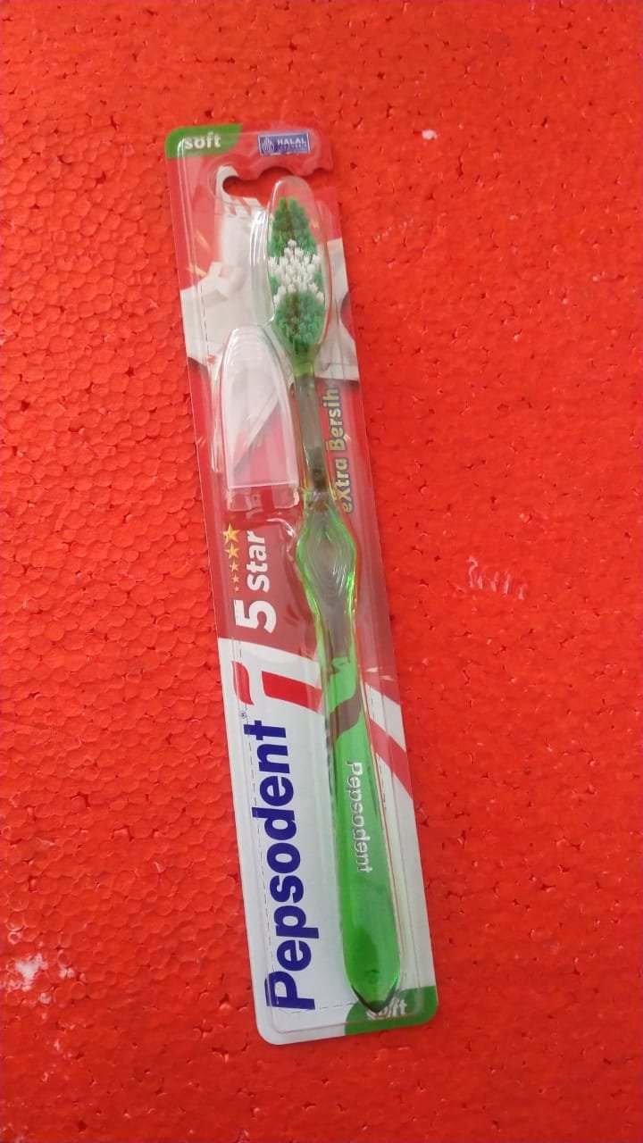 sikat gigi pepsodent