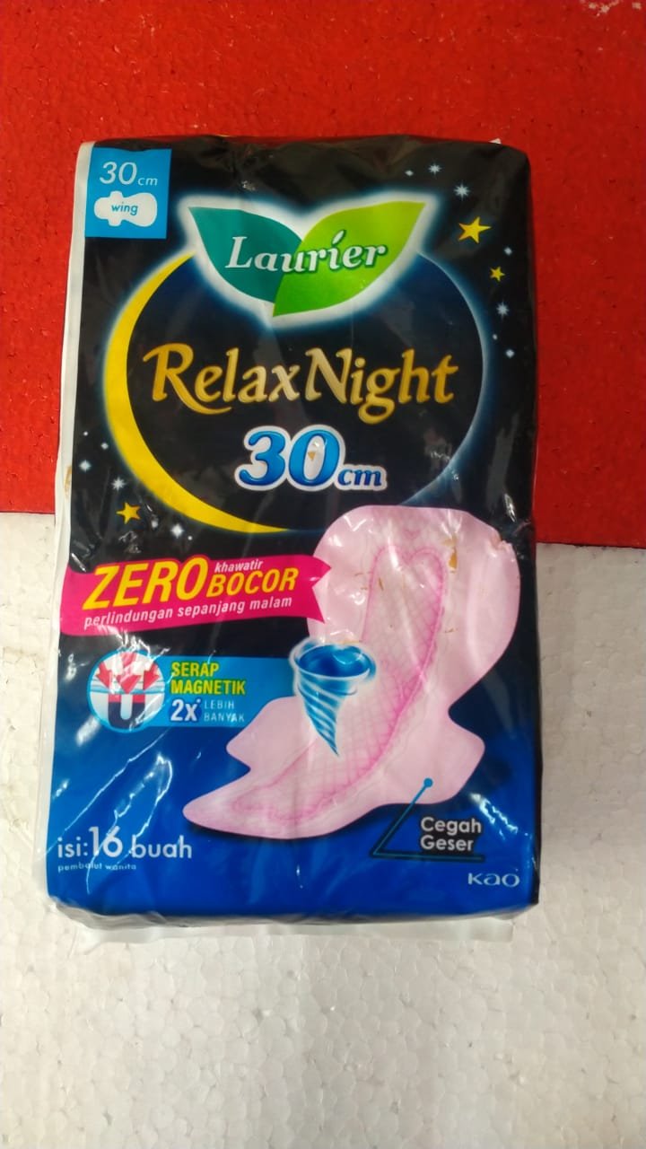 LAURIER RELAX NIGHT 30 CM PROMO