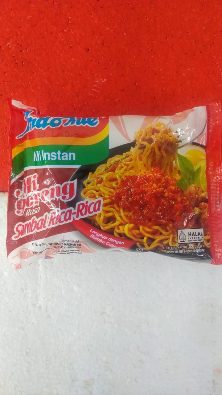 INDOMIE AYAM RICA RICA